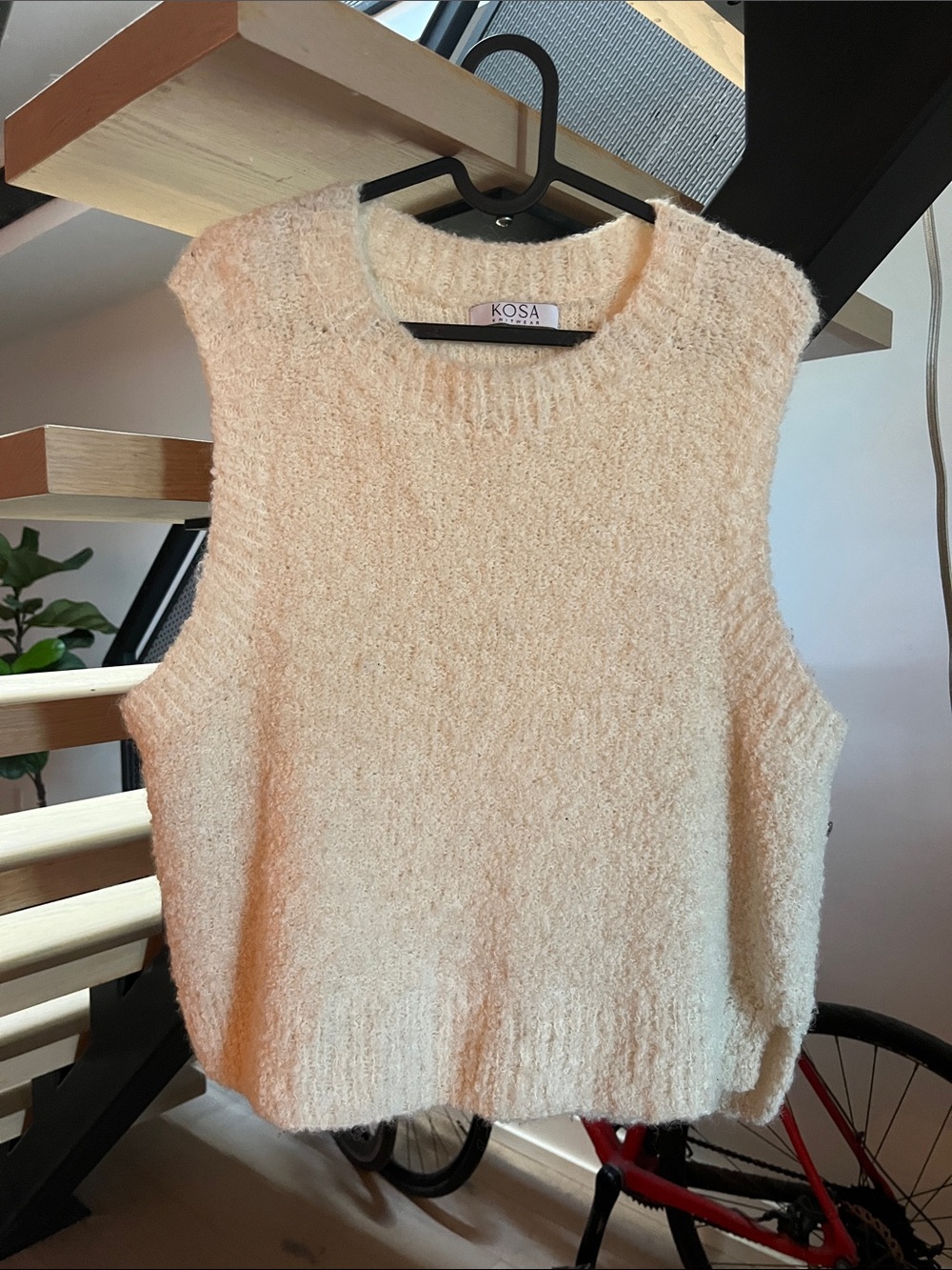 ALPACA BOUCLE KNIT VEST